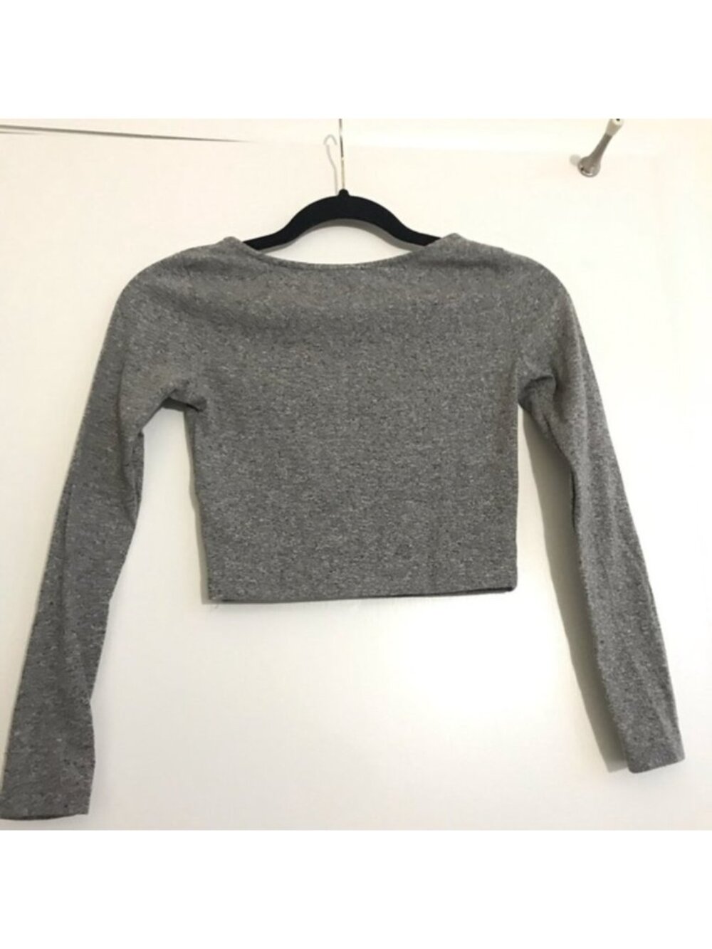 Grey Long Sleeve Crop Top - Picture 4 of 7